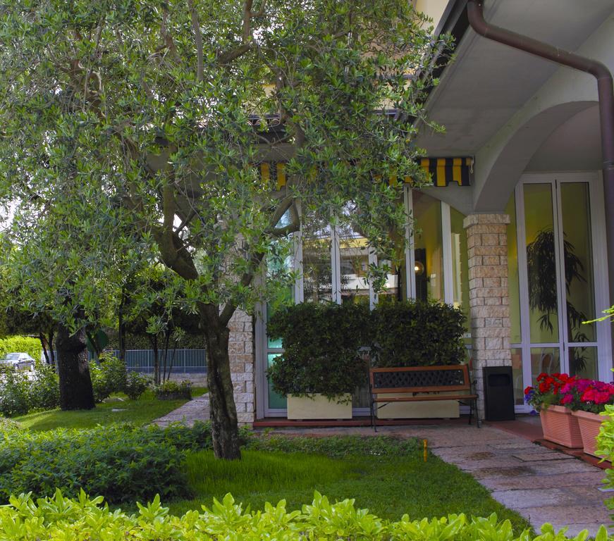 Albergo La Quiete Desenzano del Garda Eksteriør bilde