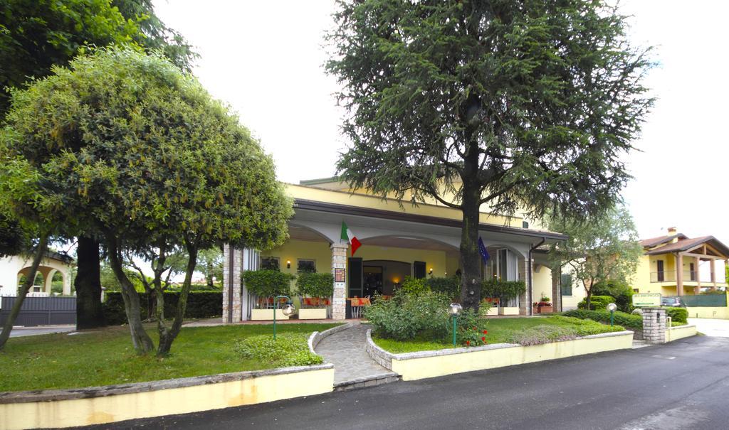 Albergo La Quiete Desenzano del Garda Eksteriør bilde